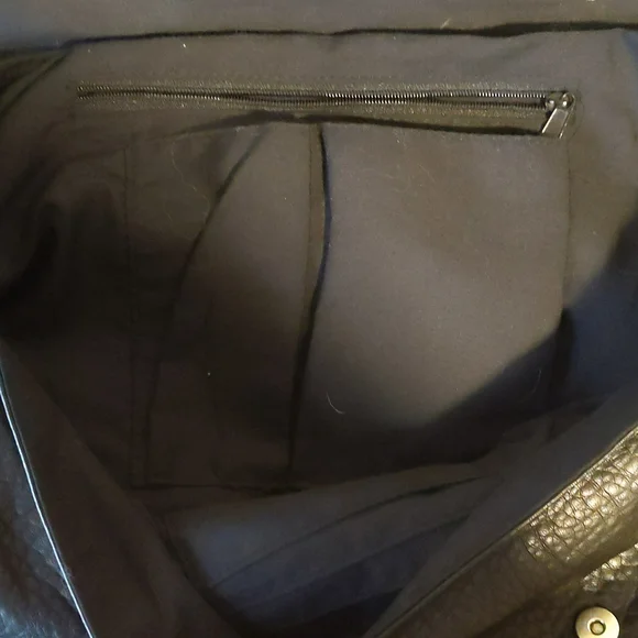 Shoulder Bag - Picture 4 of 5